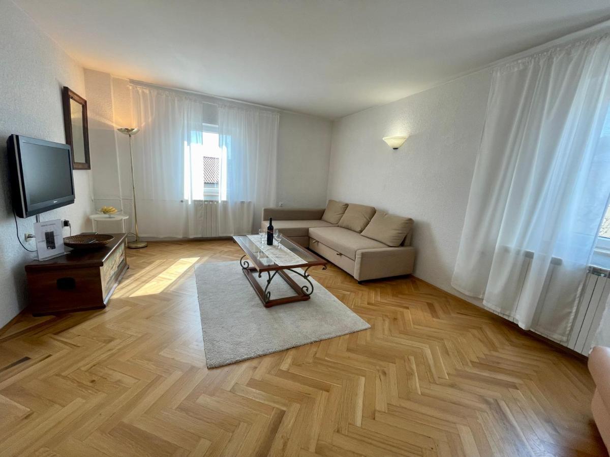 Apartments Matacin With Sea View Опатия Екстериор снимка