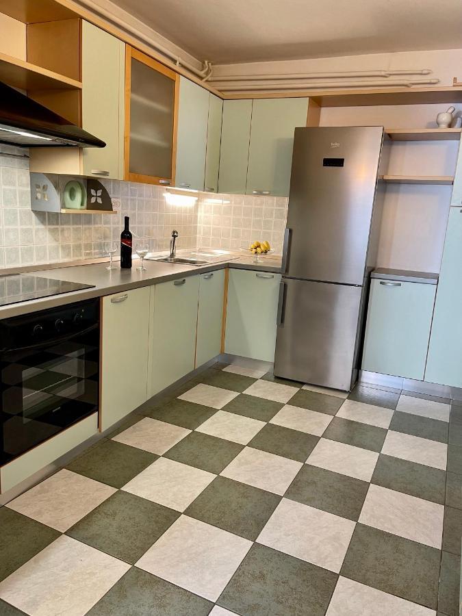 Apartments Matacin With Sea View Опатия Екстериор снимка