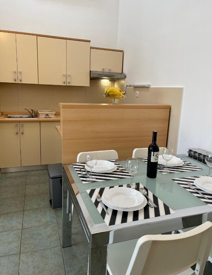 Apartments Matacin With Sea View Опатия Екстериор снимка