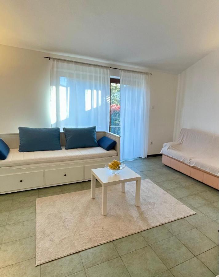 Apartments Matacin With Sea View Опатия Екстериор снимка